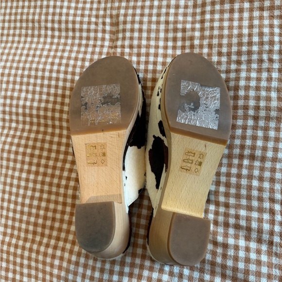 Madewell Cowhide Pattern Mules - Picture 3 of 4